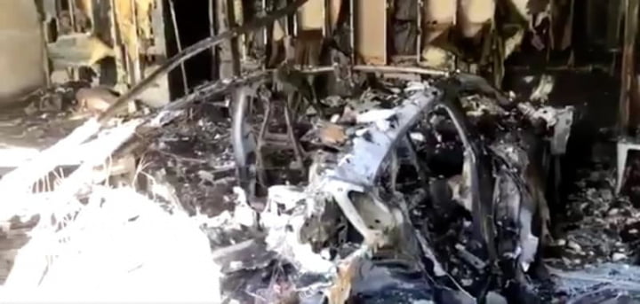 Video: $150,000 Porsche Taycan exploded in the garage